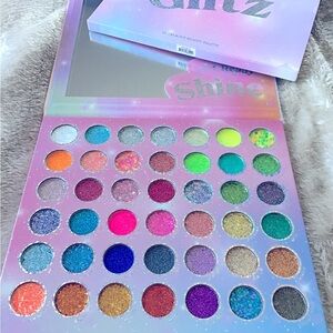 🎁 idea Mega Glitz Limited 42 Glitter Pan Eye Palette New In Box